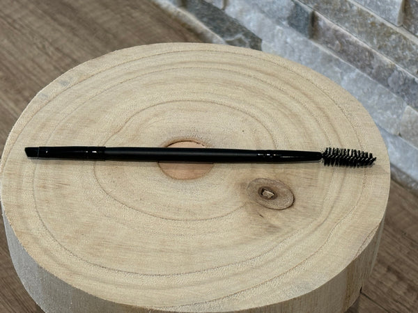 Pinceau à sourcils